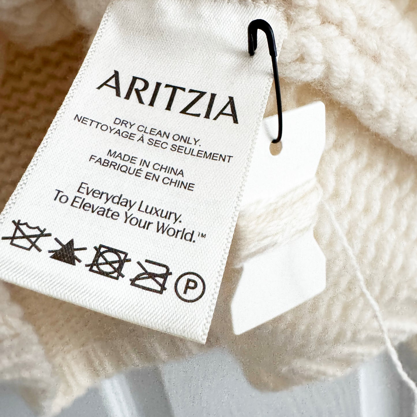 Aritzia Oversize Mesh Cashmere Crew Neck in "Whisper White, size Small