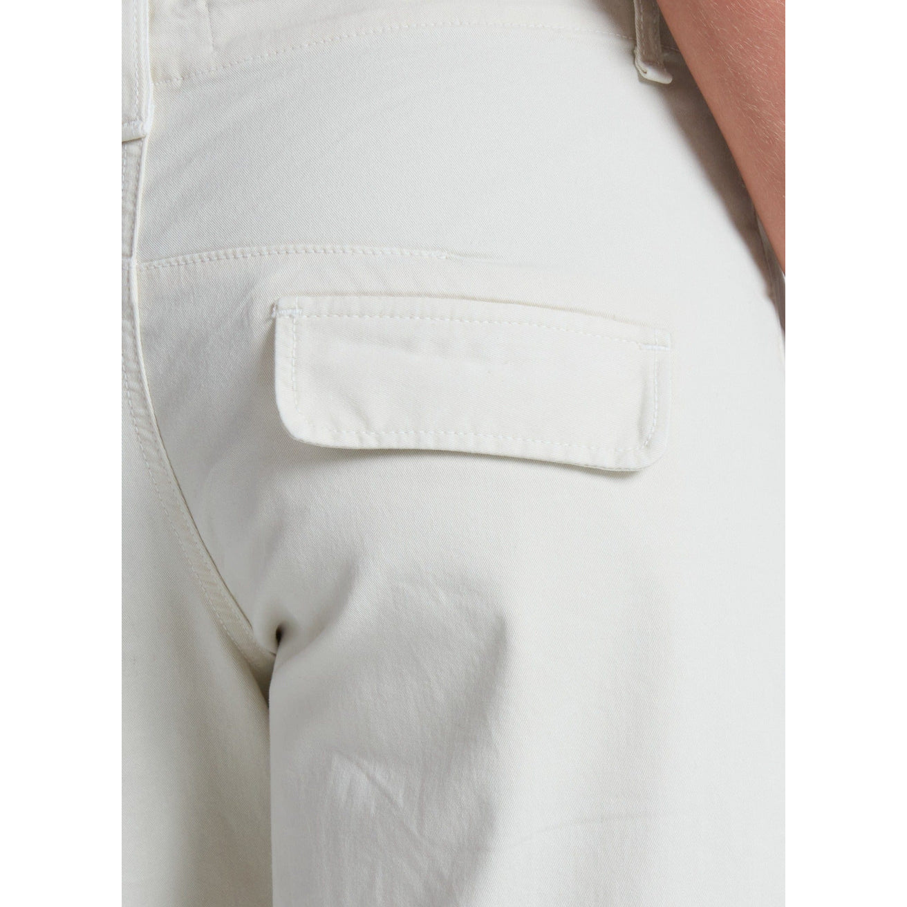 ASKKNY "Luda" Cargo Pant in Sand, size 24 (fits 25)