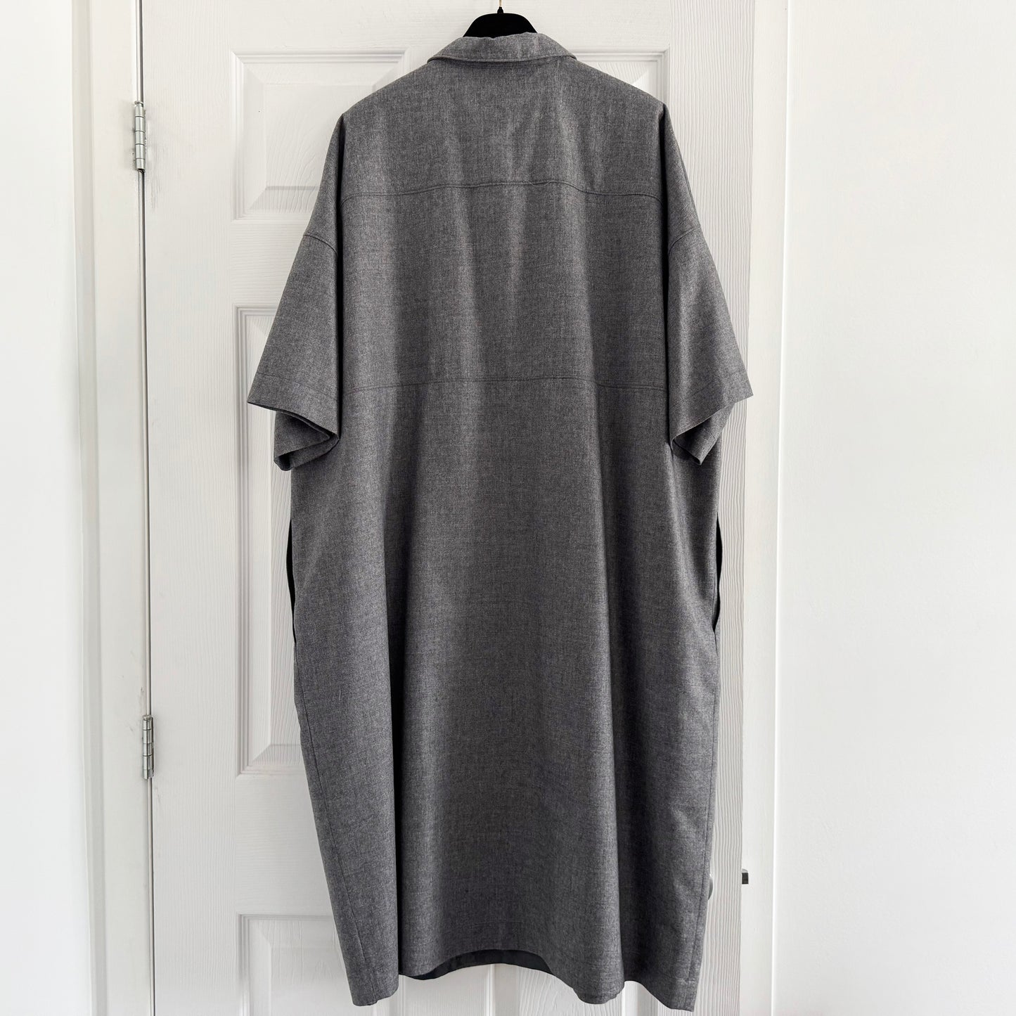 Aspesi Short Sleeve Wool Dress in Grey, size 46 (fits size 14)