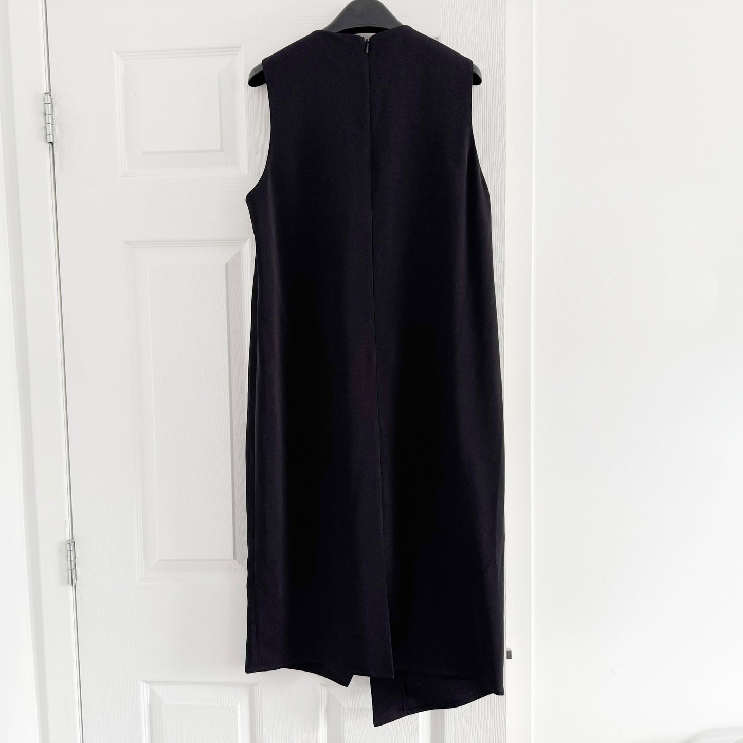 Atea Oceanie Black Crepe Belted Dress, size 40 (Fits size 6 ish)