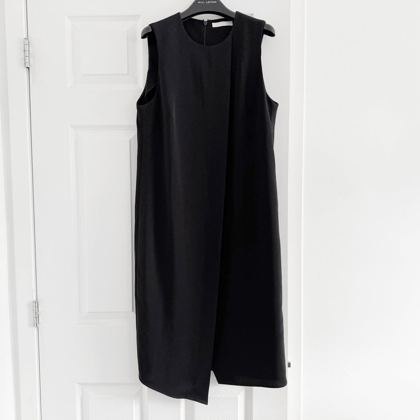 Atea Oceanie Black Crepe Belted Dress, size 40 (Fits size 6 ish)