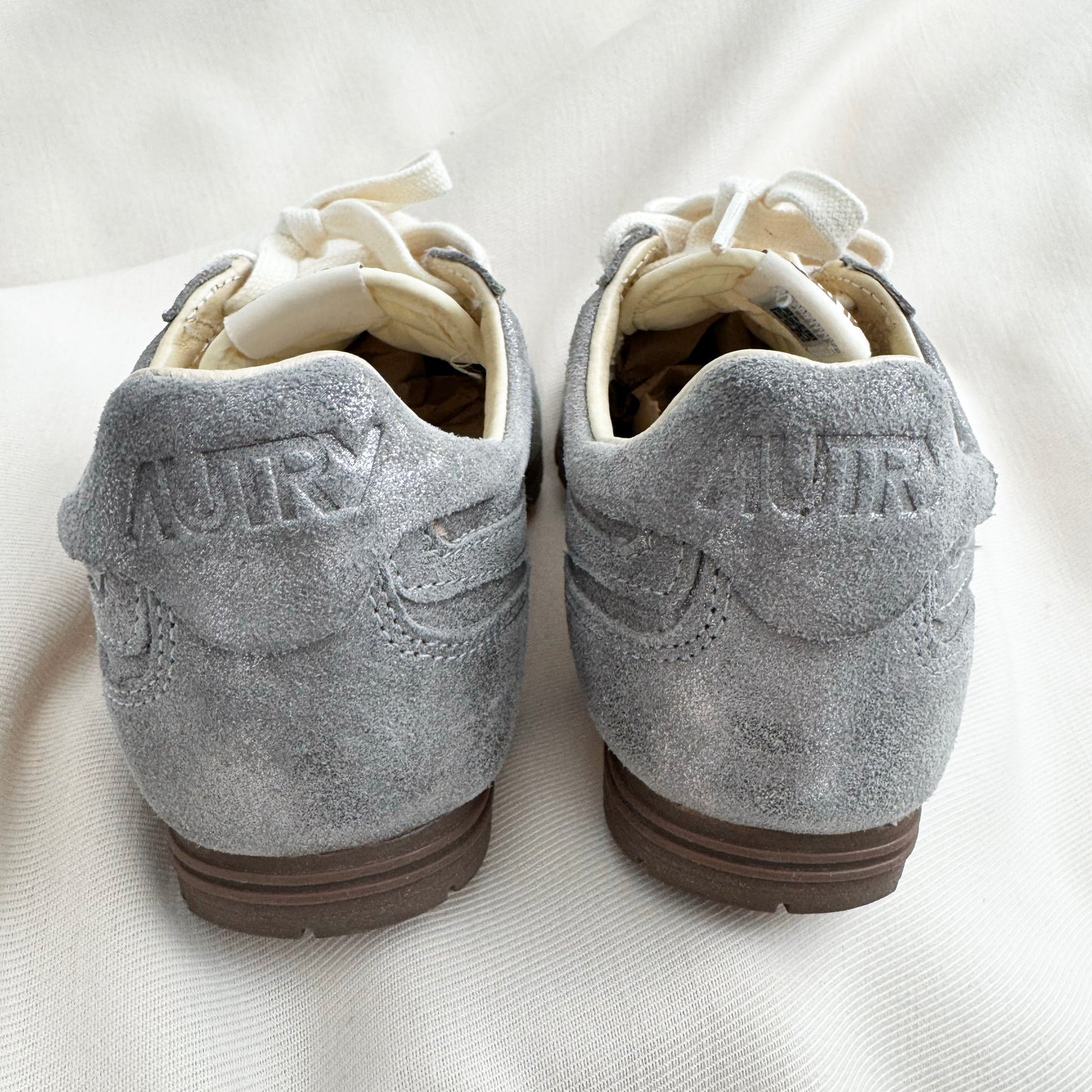 Autry "Windspin" Sneakers in Silver, size 38