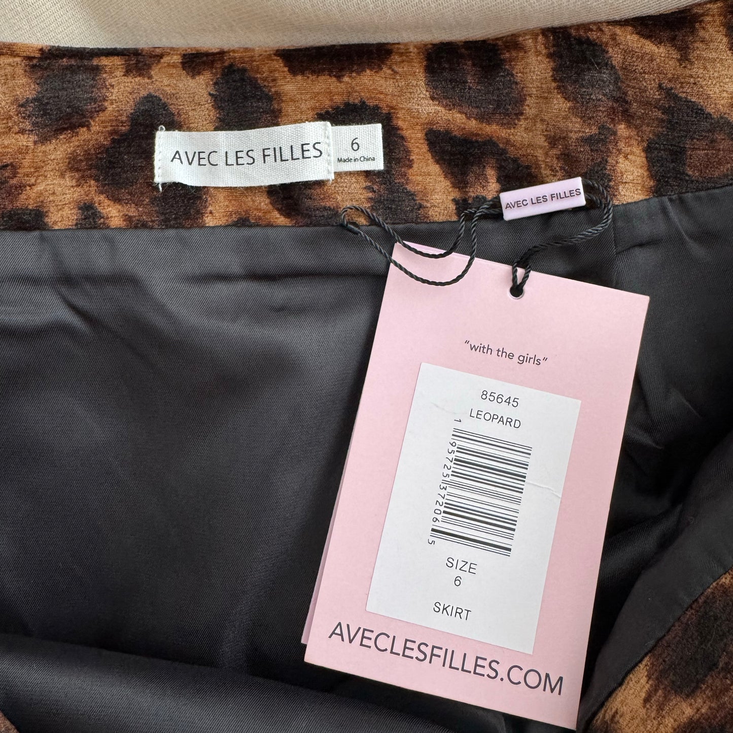 Avec Les Filles Chain Belt Leopard Print Mini Skirt, size 6