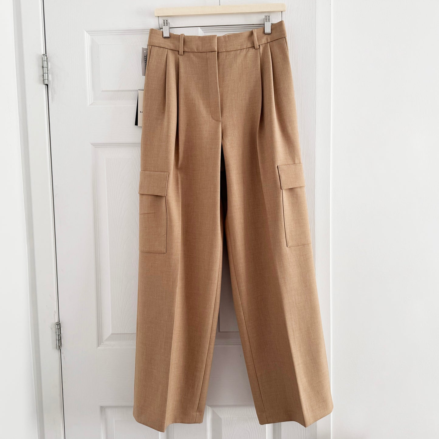Babaton "Bader" Cargo Pant in "Heather Constant Camel", size 10 (fits 8?)