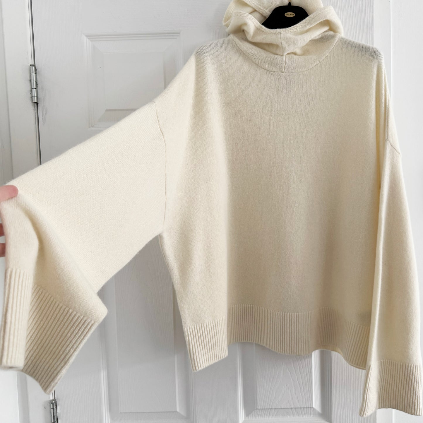 Barbour Evette Ladies Knitted Hoodie in "Birch", size 8US/12Uk