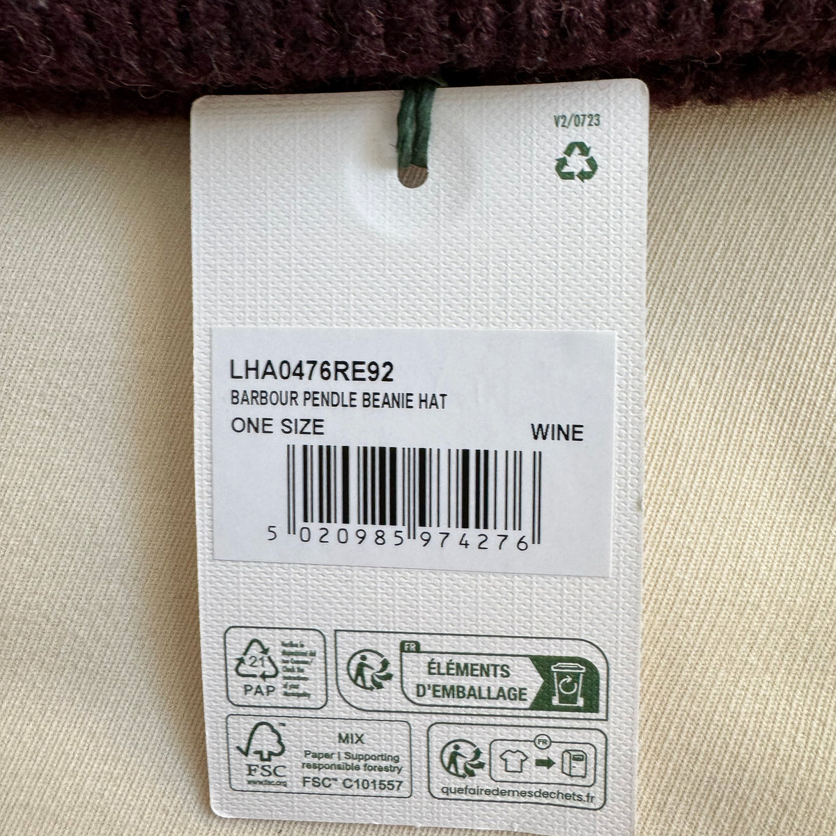 Barbour "Pendle" Beanie Hat in "Wine"