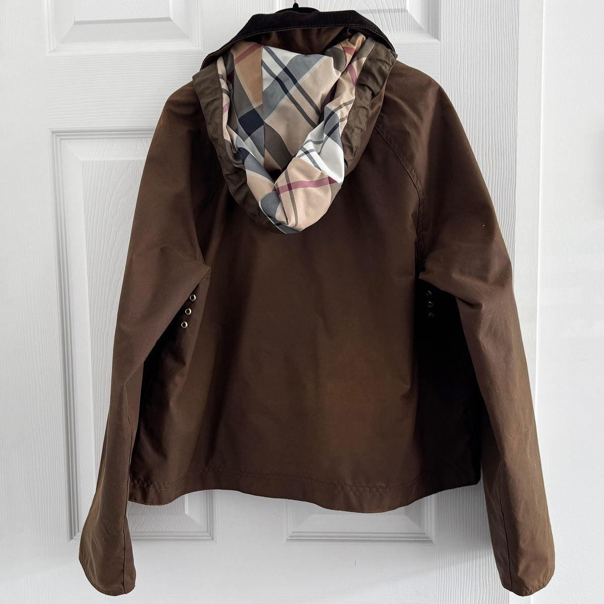 Barbour "Myla" Waxed Duffle Jacket in Brown, size 4US/8UK