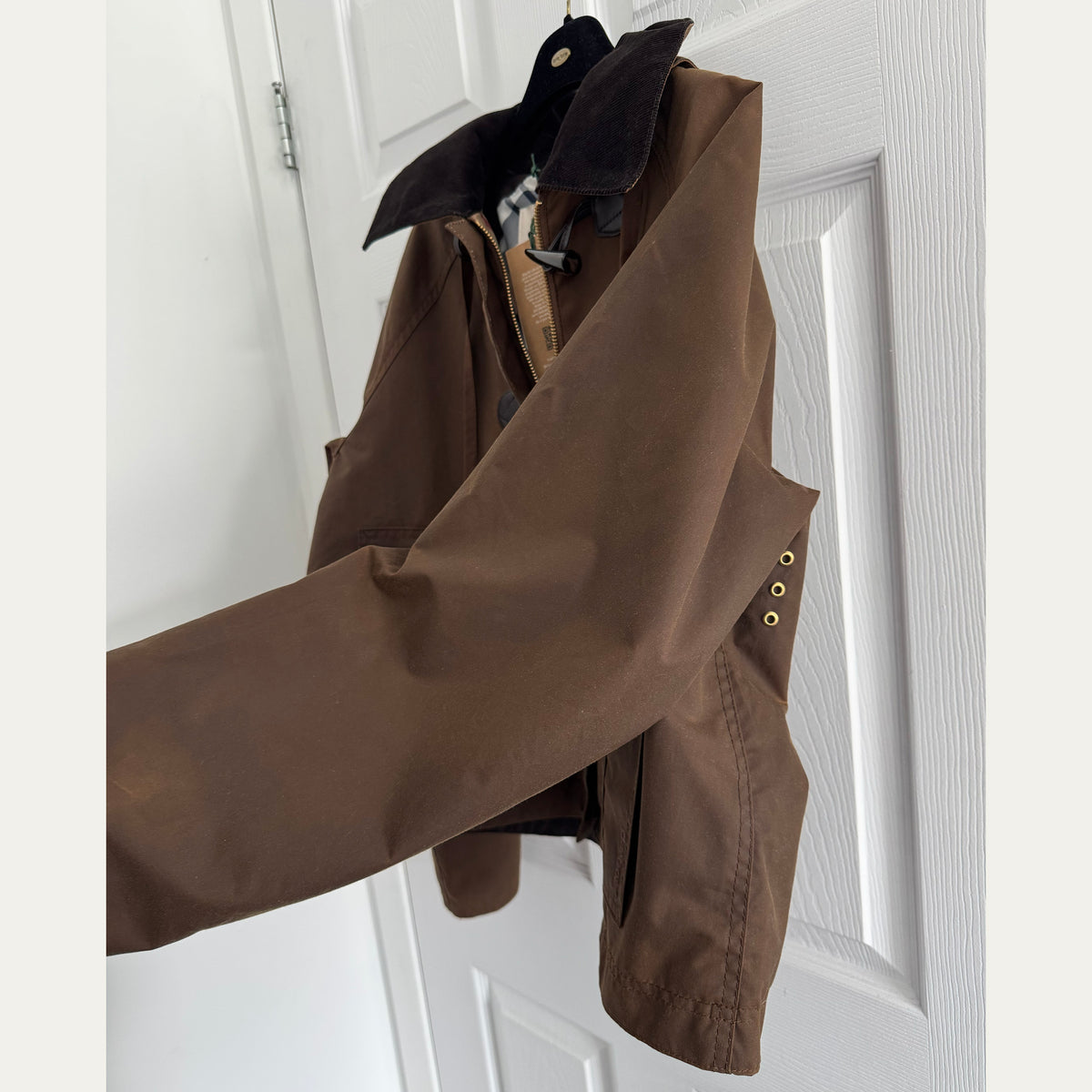 Barbour "Myla" Waxed Duffle Jacket in Brown, size 4US/8UK