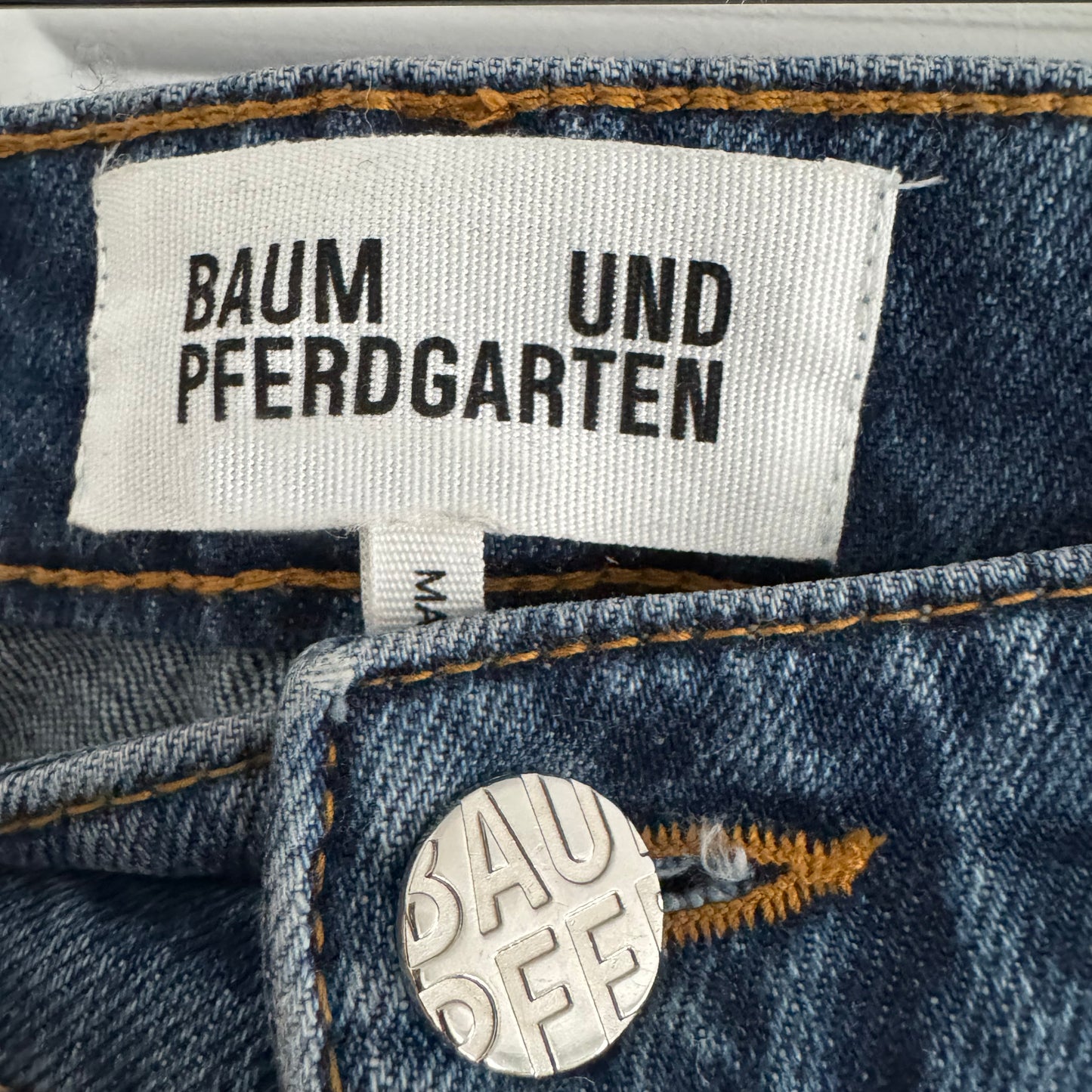 Baum und Pferdgarten "Narane" Flower Applique Jeans, size 36 (like 26/27 in jeans)