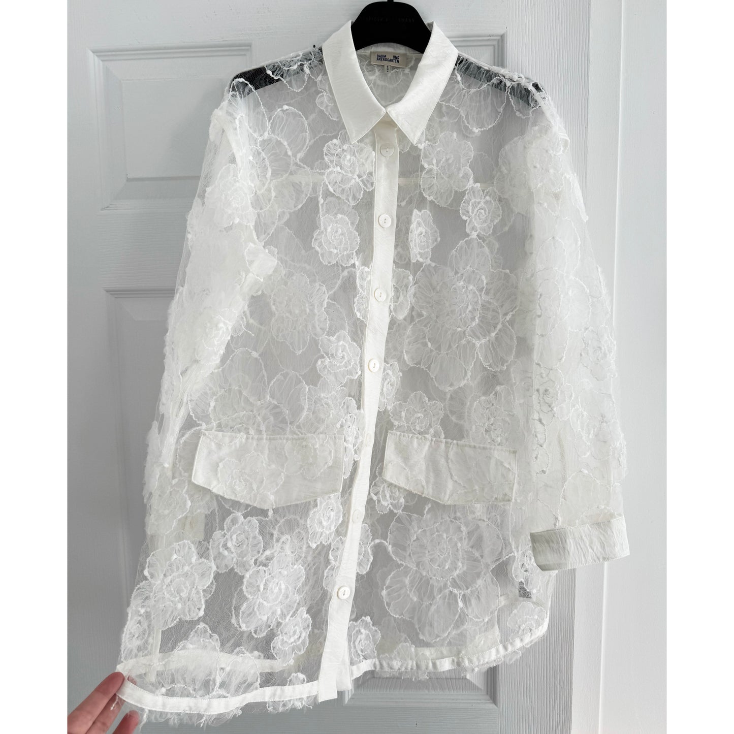 BAUM UND PFERDGARTEN "Annica" Lace Blouse in White, size 36