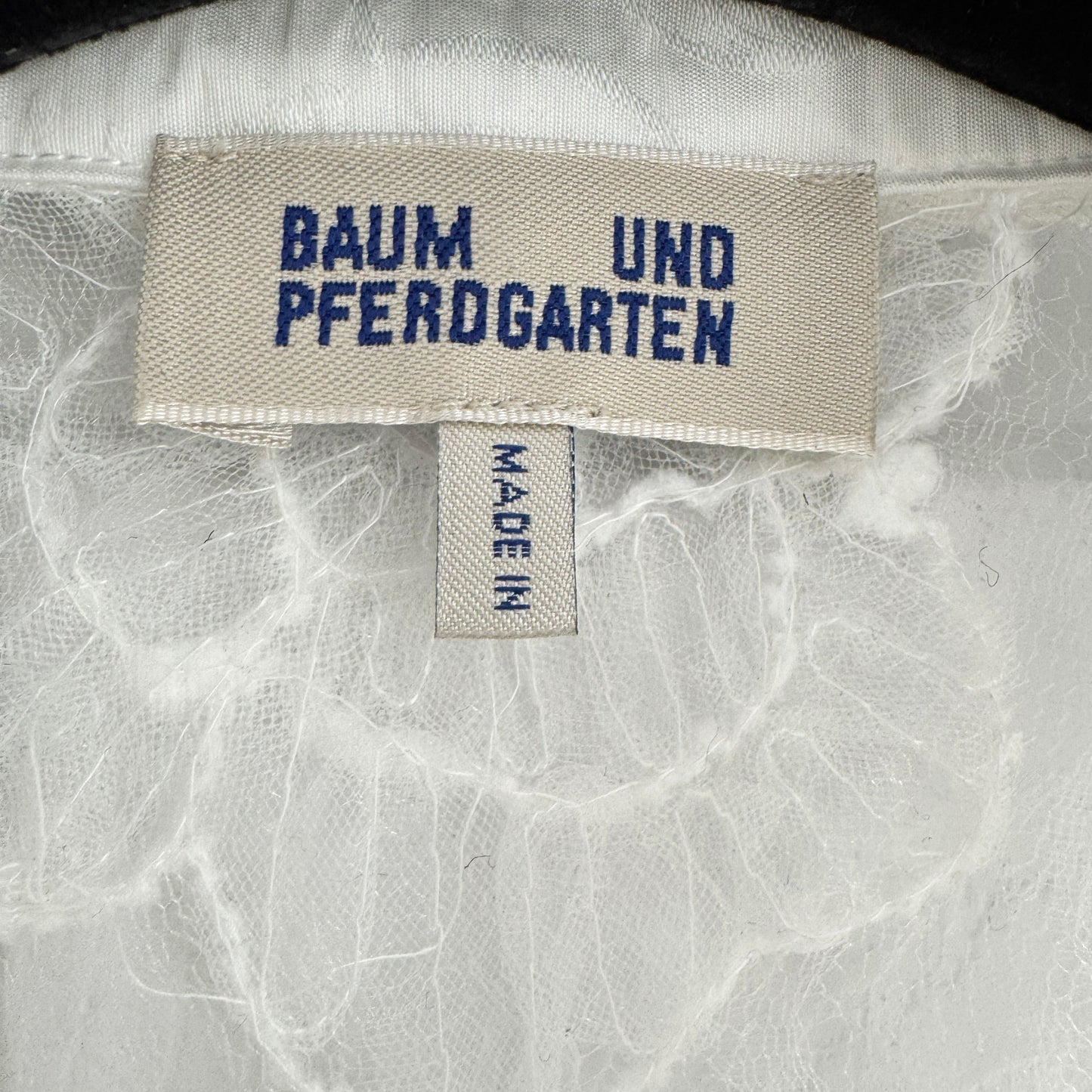 BAUM UND PFERDGARTEN "Annica" Lace Blouse in White, size 36
