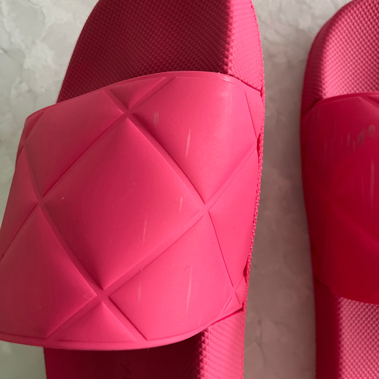 Bottega Veneta Pink Pool Slides, size 38