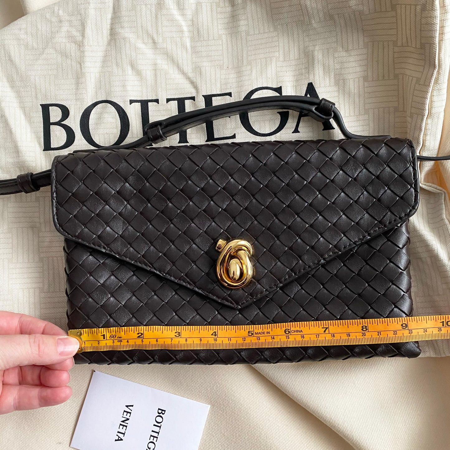 Bottega Veneta Knot Lock Intrecciato Leather Crossbody Bag in "Fondant" (Brown)