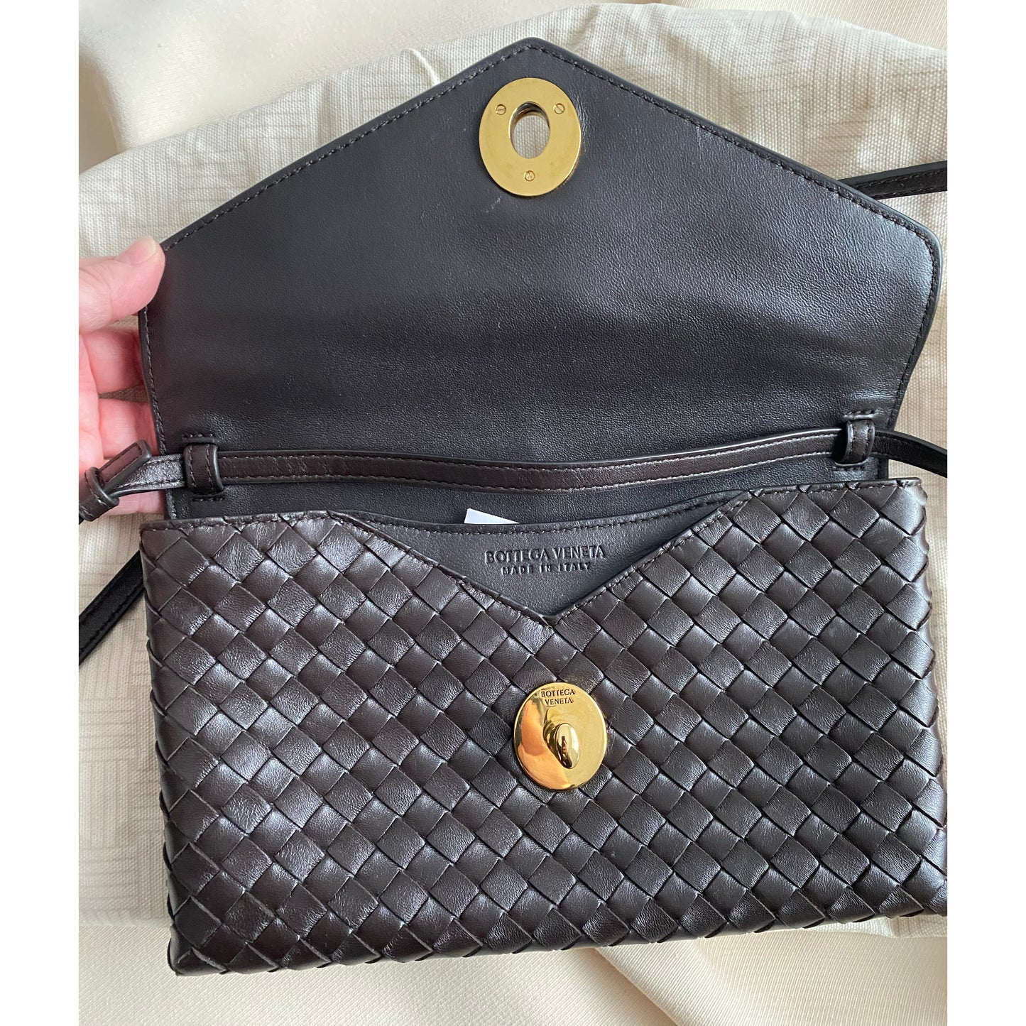 Bottega Veneta Knot Lock Intrecciato Leather Crossbody Bag in "Fondant" (Brown)