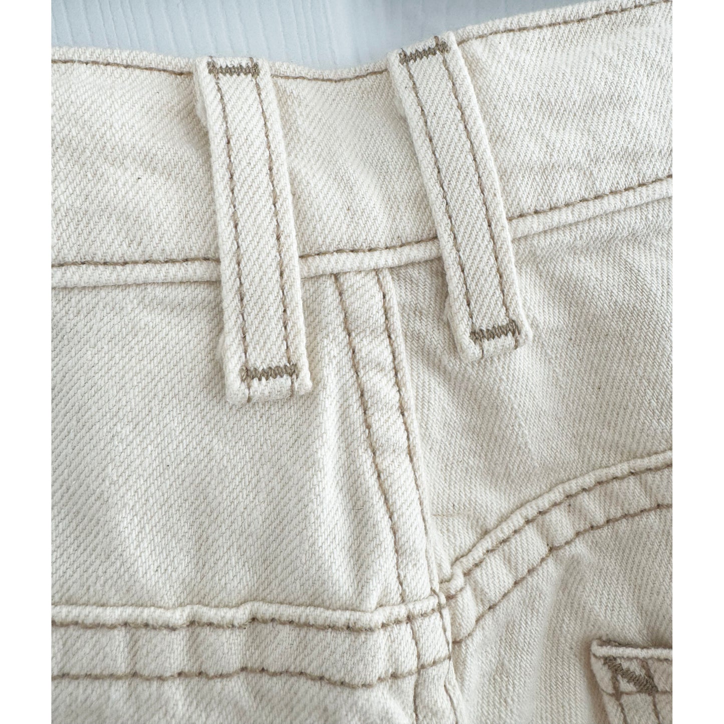 B-Sides “Plein” relaxed straight leg jeans in “Clair”, size 28