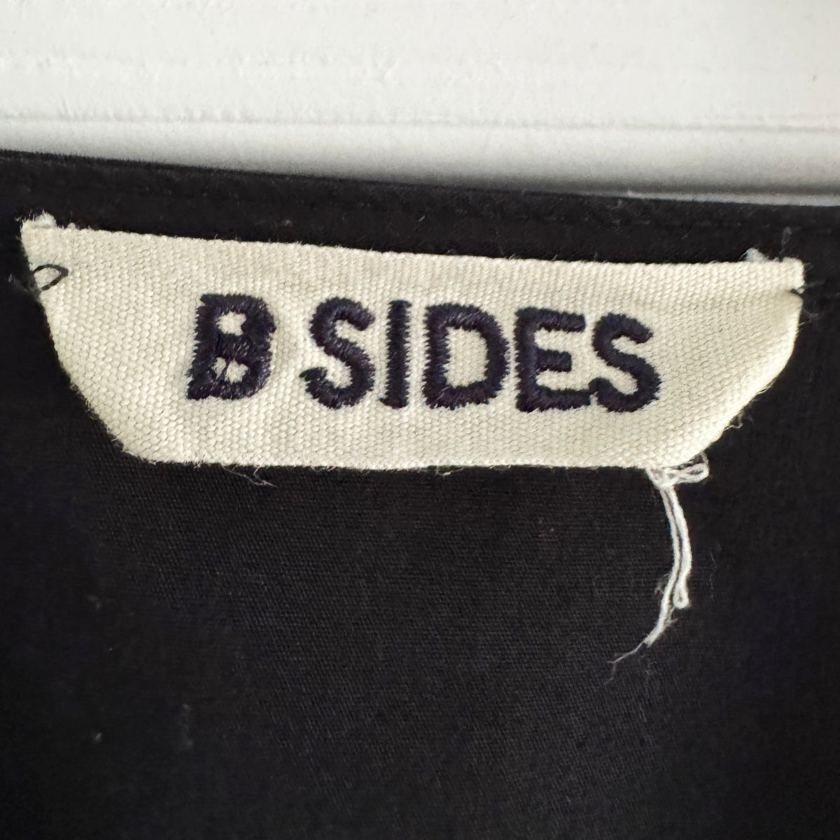B-Sides "Elda" Shirt in Black, size XS/S