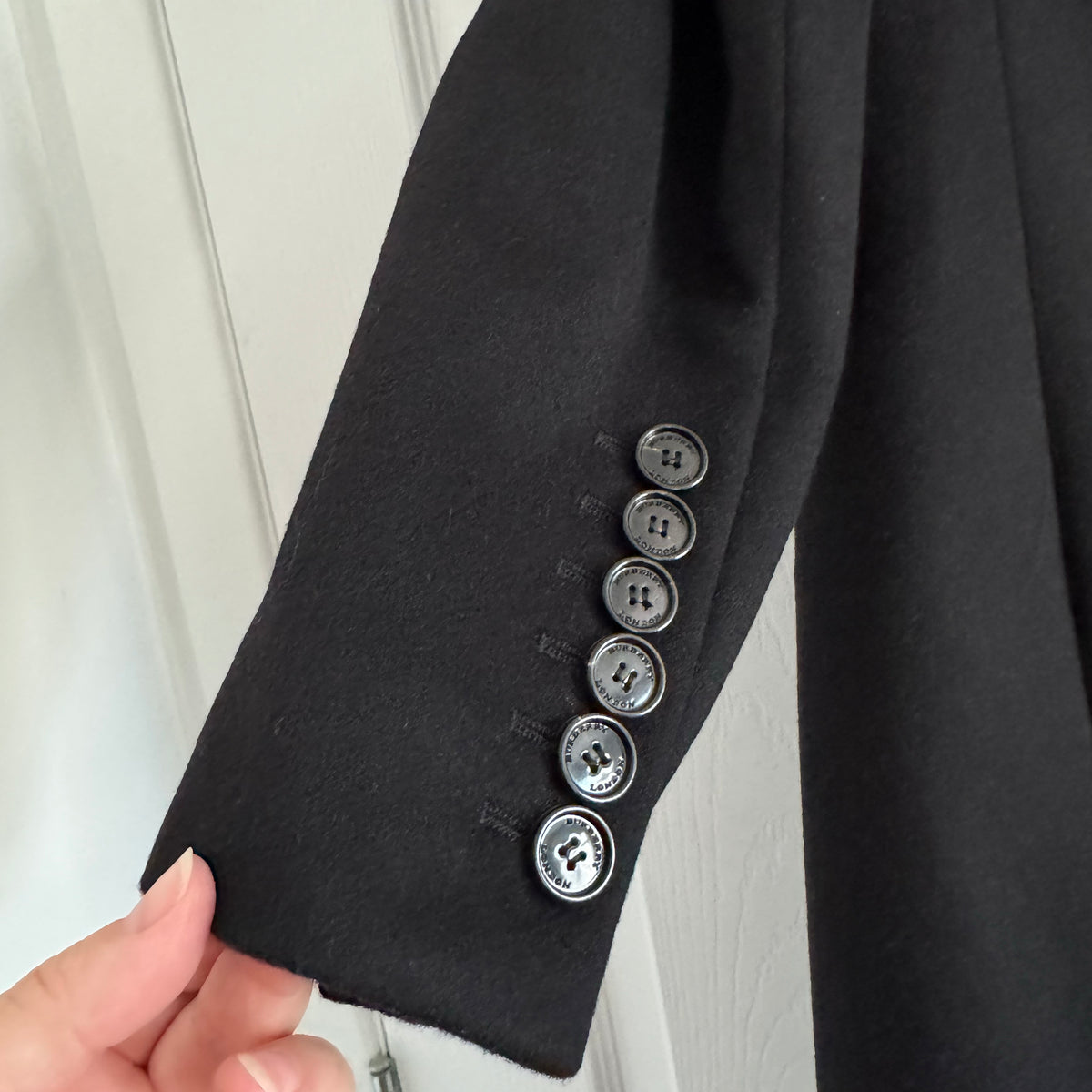 Burberry Wool/Cashmere Coat in Black, US size 12 (fits US 8/10)