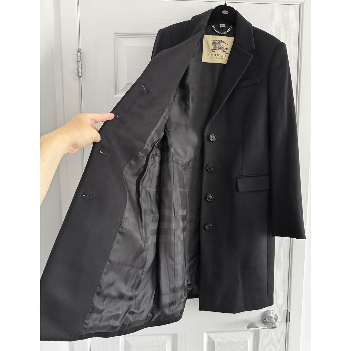Burberry Wool/Cashmere Coat in Black, US size 12 (fits US 8/10)