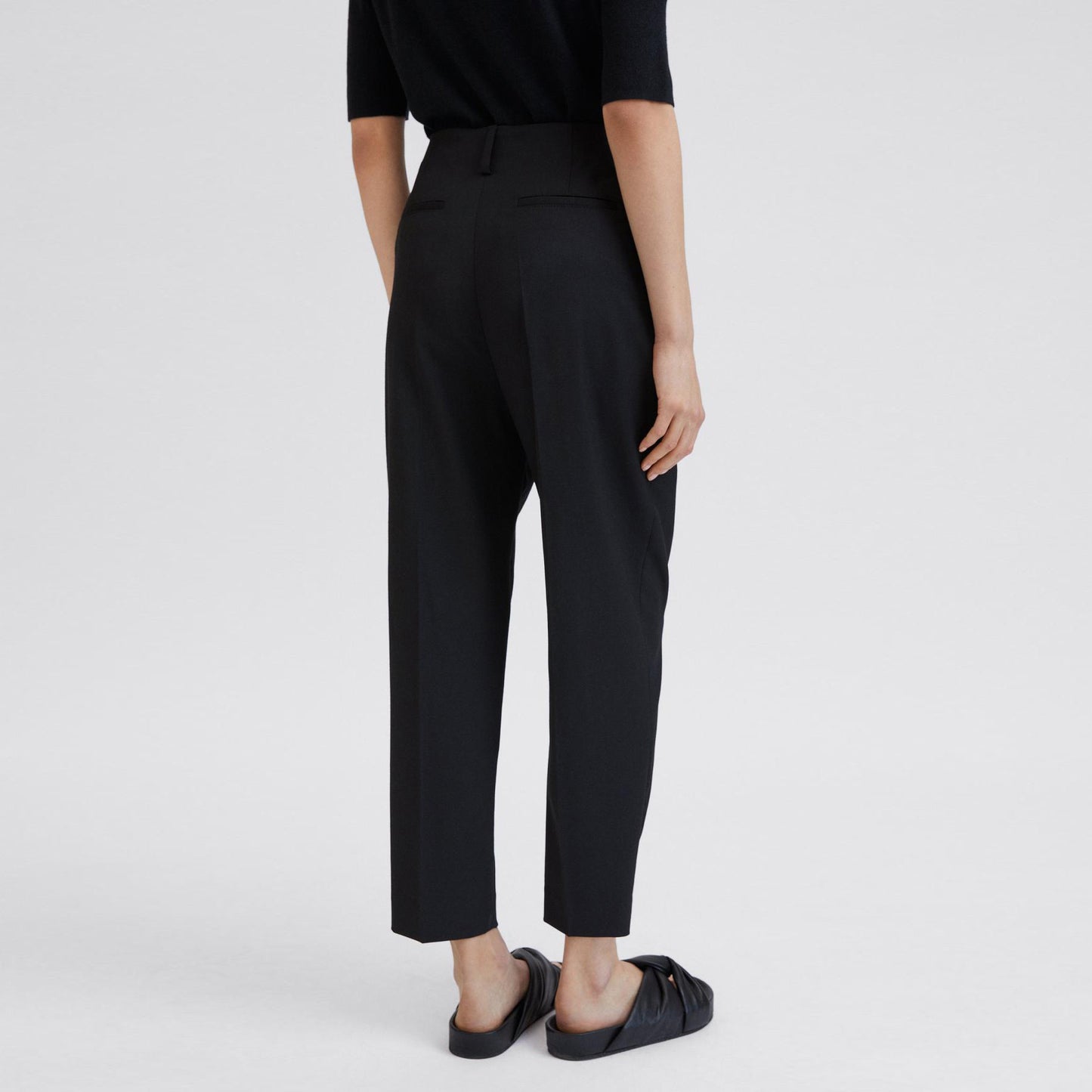 Filippa K "Karlie" Trousers in Black, size 42 (fits like 10/12)