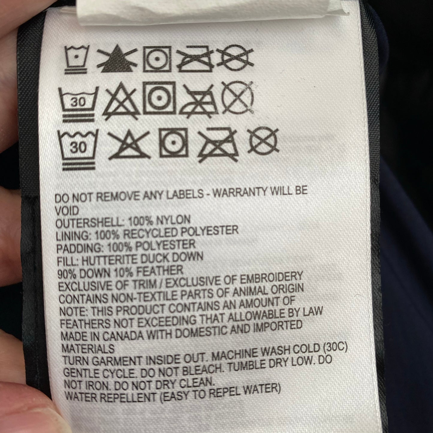 Canada Goose "Camp" Matte Hooded Down Jacket in Navy, size XL (fits M/L)