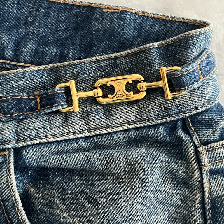 Celine "Dylan" Jeans in Union Wash, size 26 (fits 24/25)