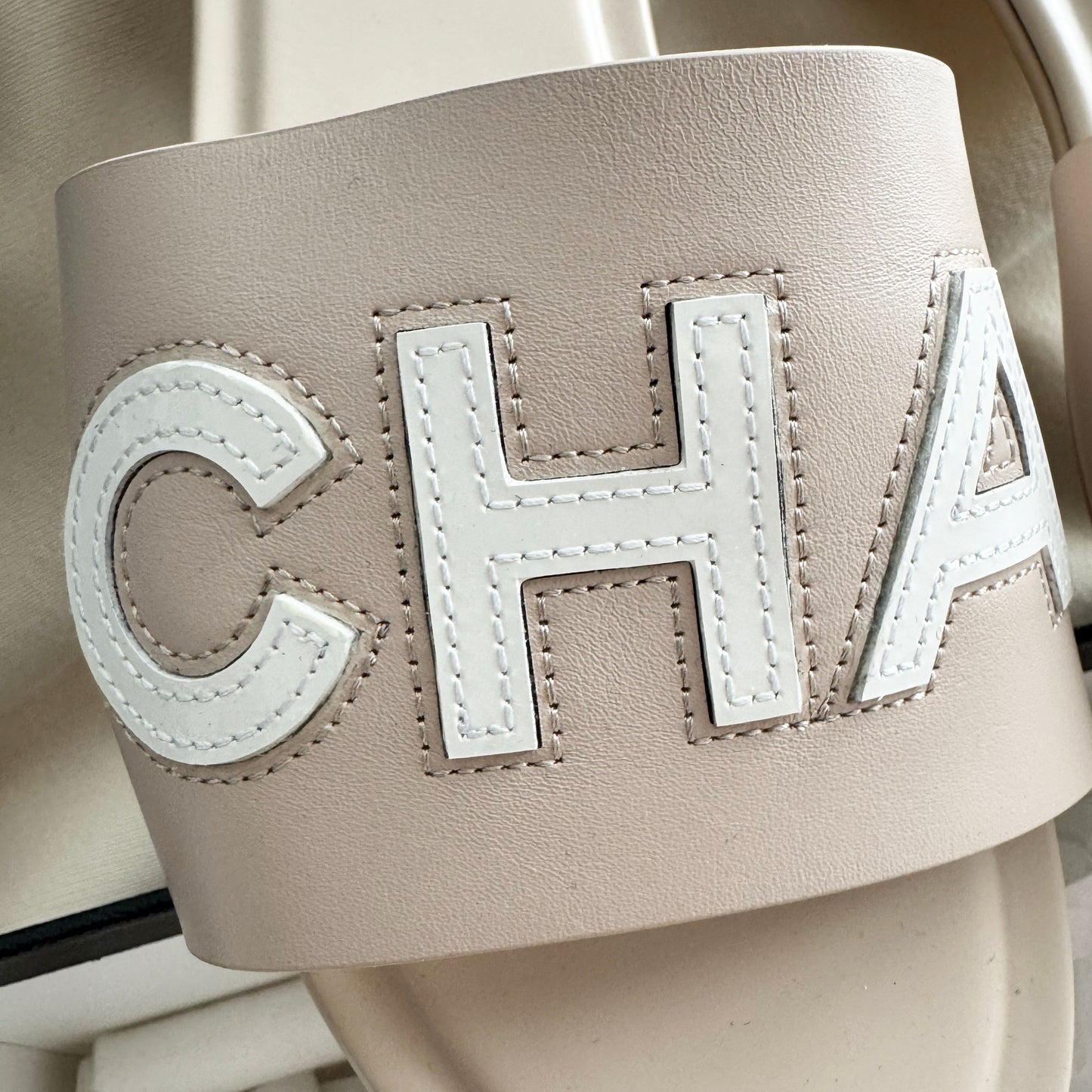 Chanel Flat Logo Slides in Blush/White, size 41C