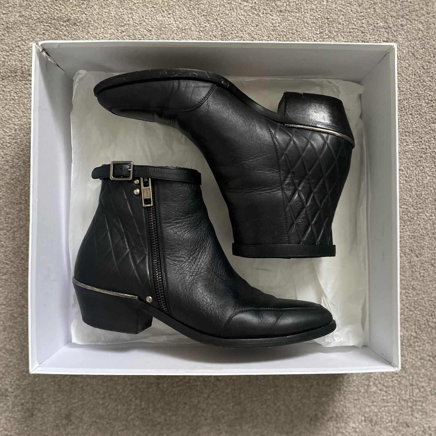 Chloe Quilted Ankle Boots in Black Leather, Size 35