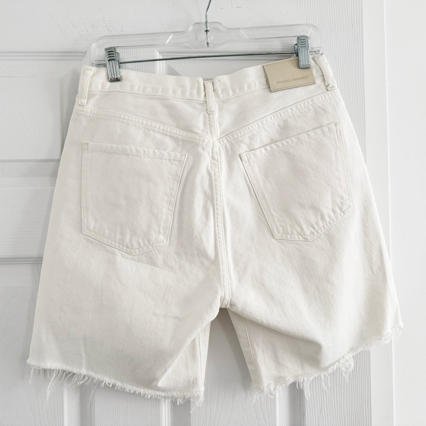 Citizens of Humanity "Camilla" Shorts in White, size 28