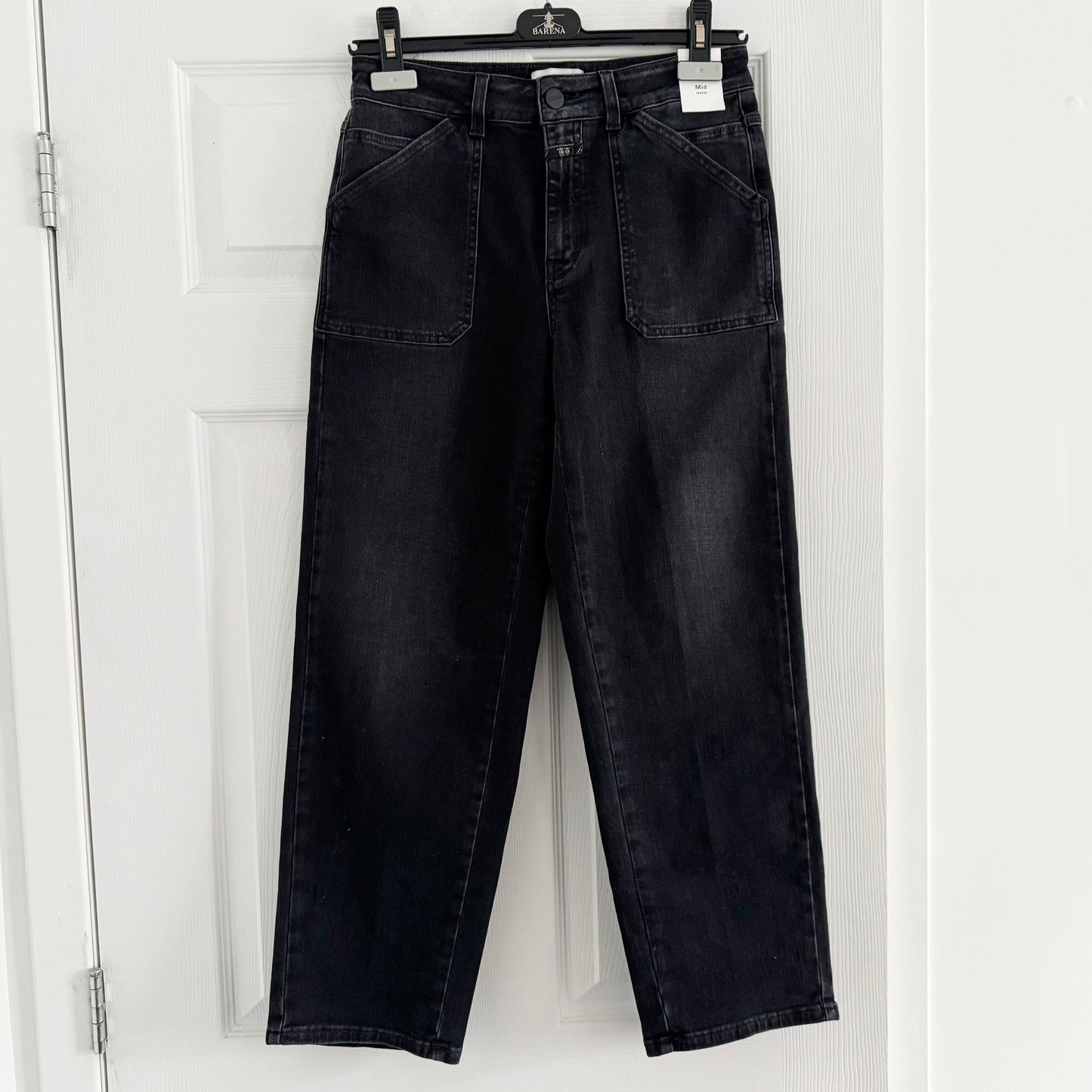 Closed Official "Abe" Jeans in Anthracite, size 26