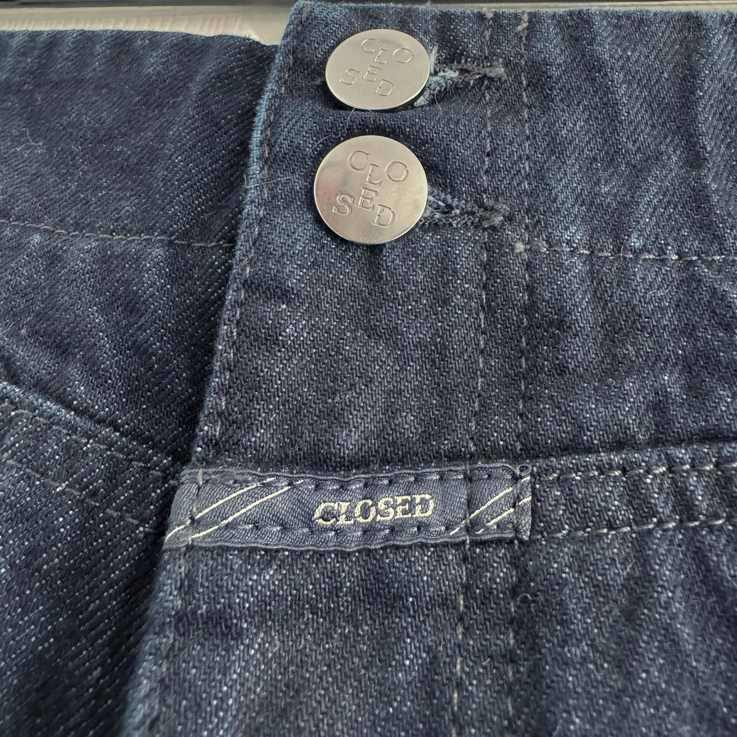 CLOSED OFFICIAL "Ridge-X" Jeans in Dark Blue, size 32 (fits 31)