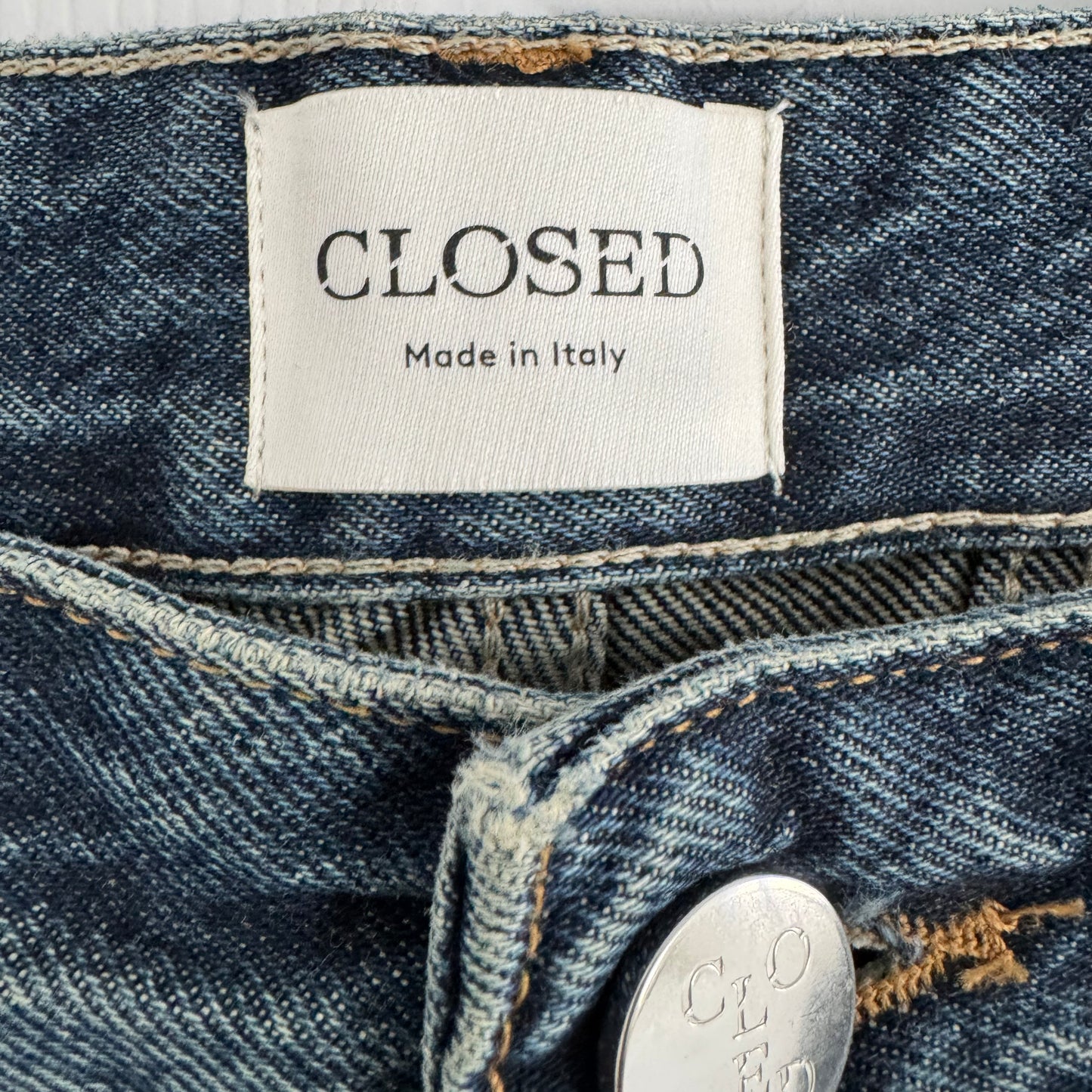 Closed "Nikka" Wide Leg Jeans in Dark Blue, size 32