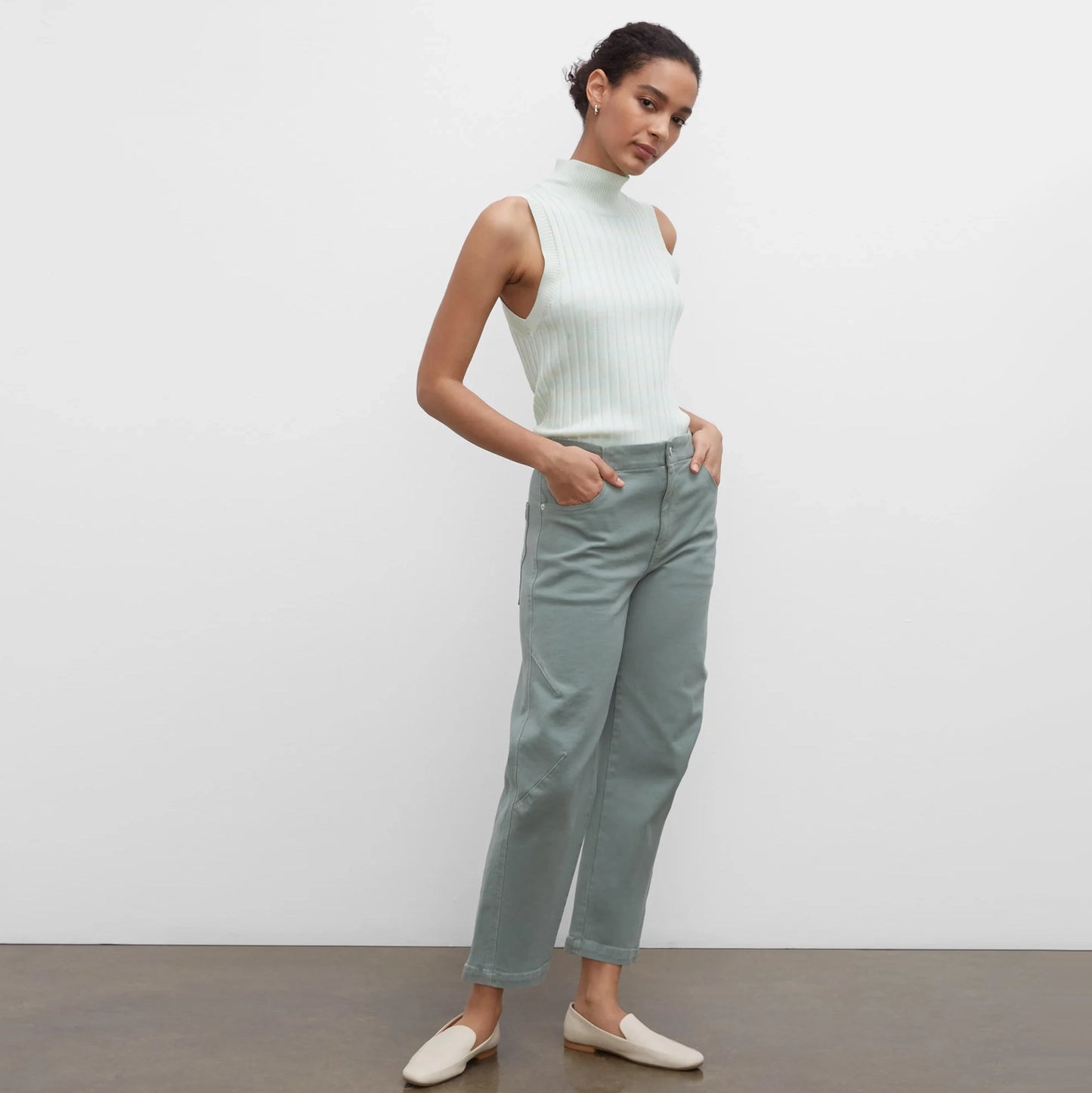 Club Monaco Tea Dyed Darted Jeans in Green, size 30