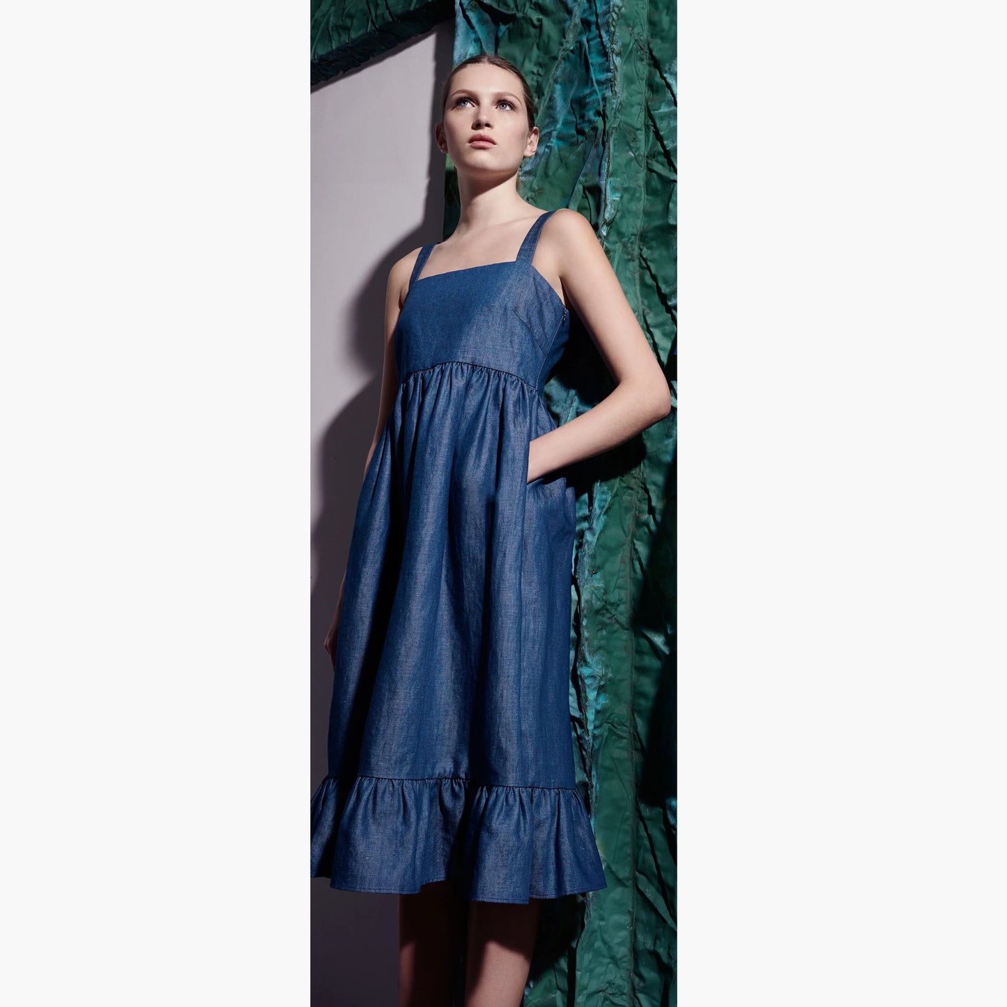 CO Denim Dress with Ruffle Hem, size Medium (fits like a S/M)