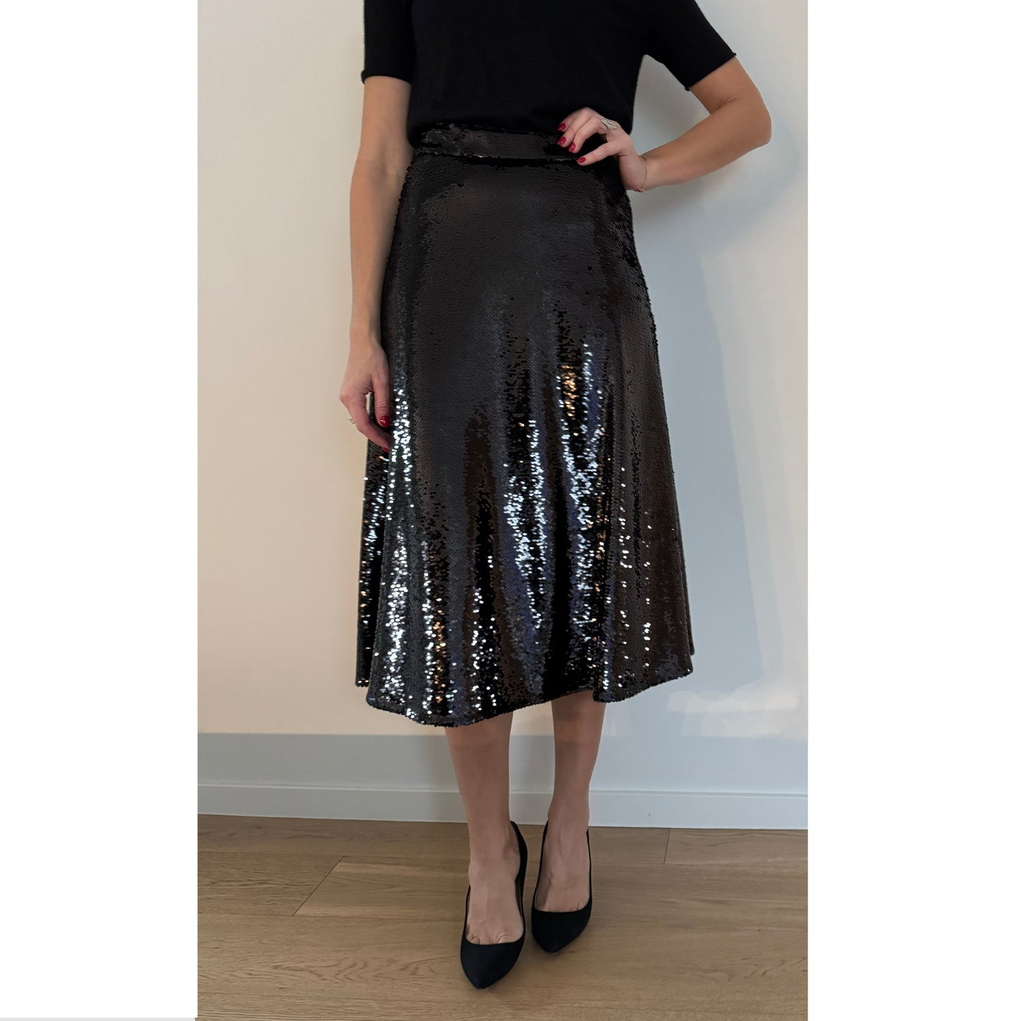 CO Sequin A-Line Skirt in Black, size Medium (Fits like US size 4/6)