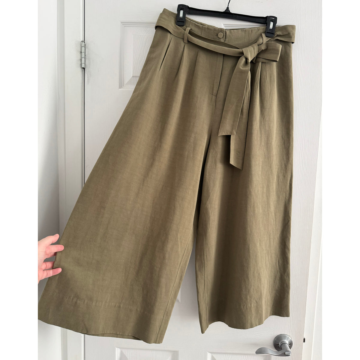 CO Cotton/Linen Wide Leg Culottes in Khaki Green, Size Large (fits Medium)