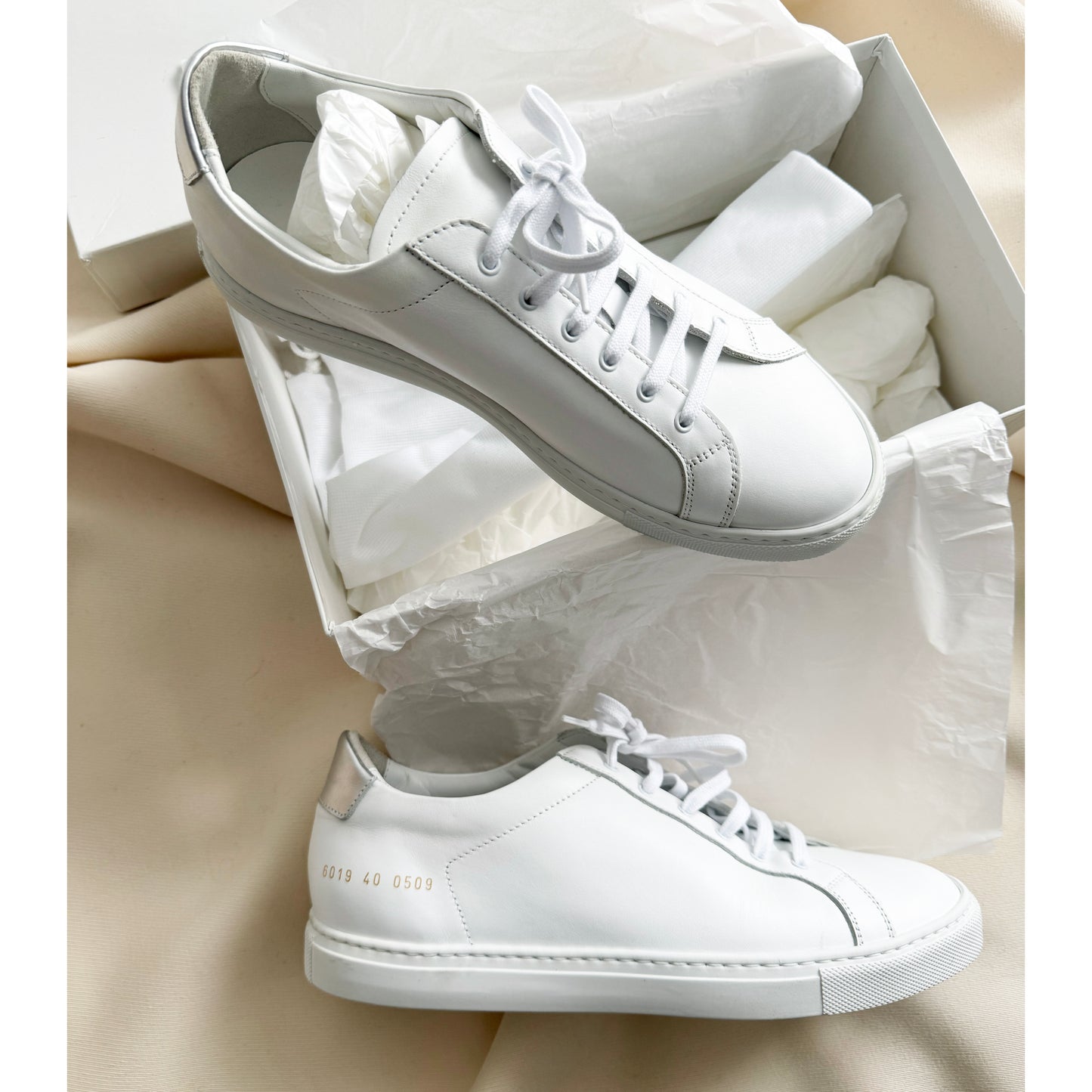 Common Projects Retro Low Sneaker in White, size 40 (fits 10.5)