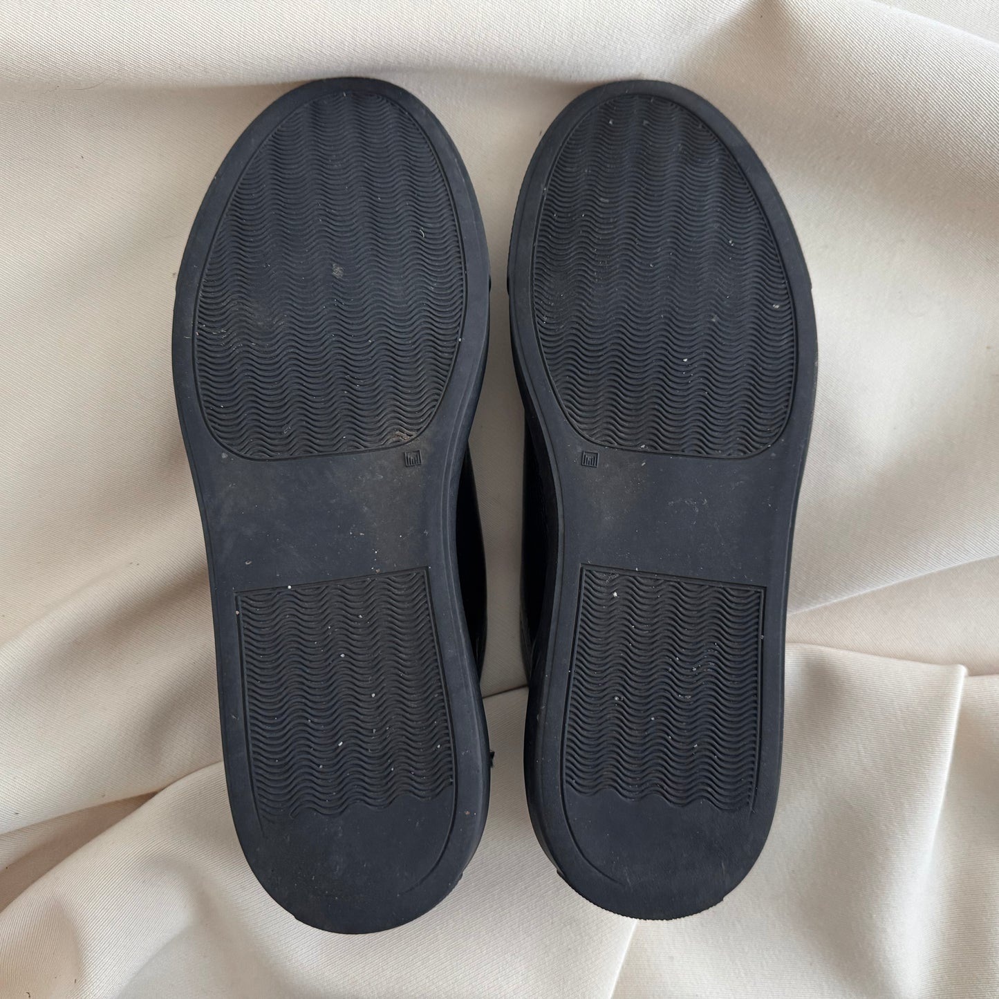 Common Projects Achilles Low Sneakers in Black, size 39