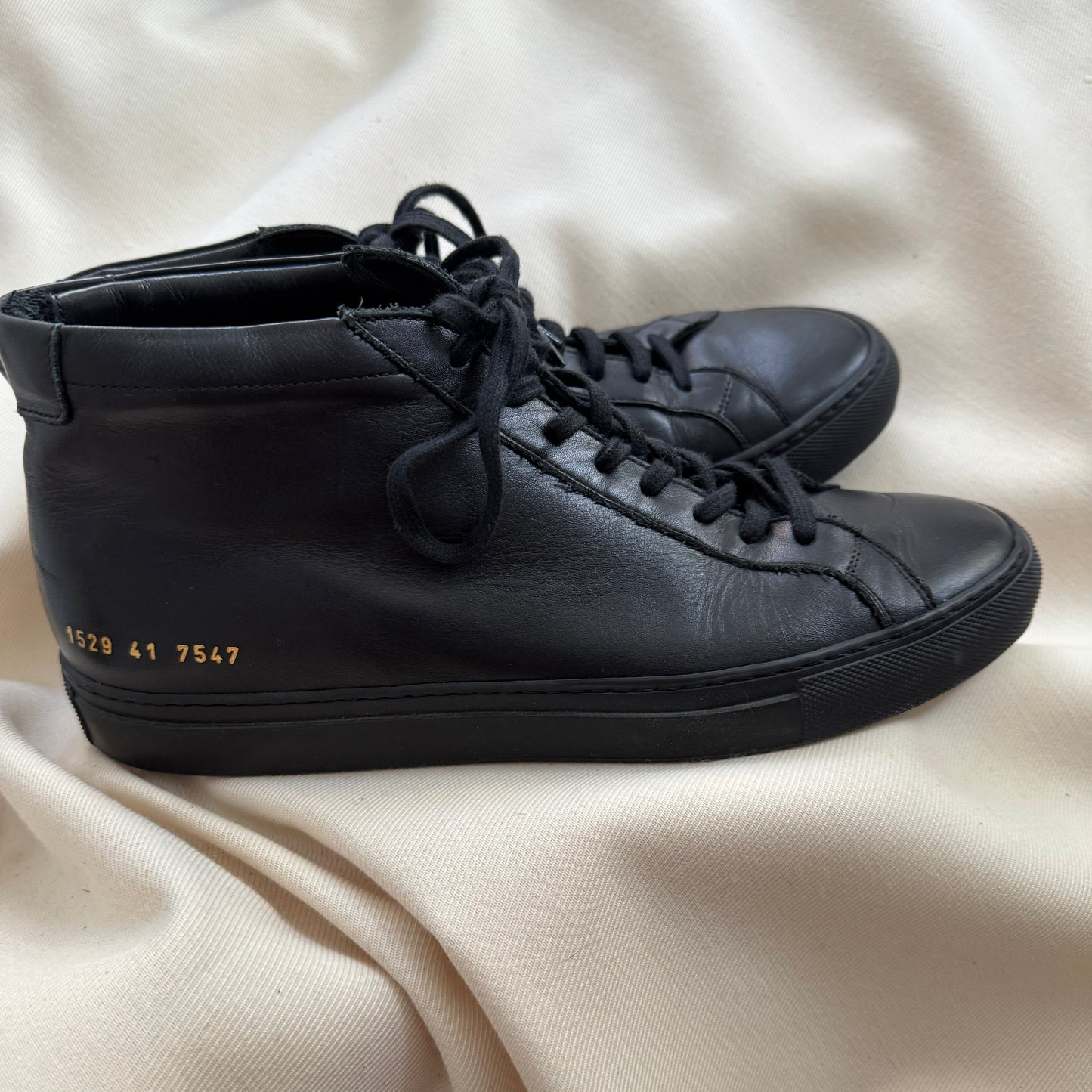 ** MENS ** Common Projects Original Achilles Mid Sneakers in Black, size 41