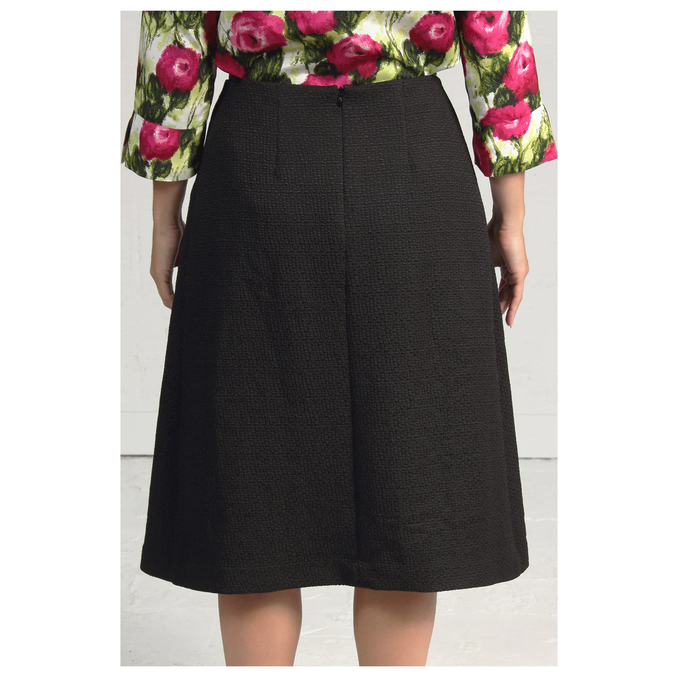 Comrags Textured A-line Skirt in Black, size XS