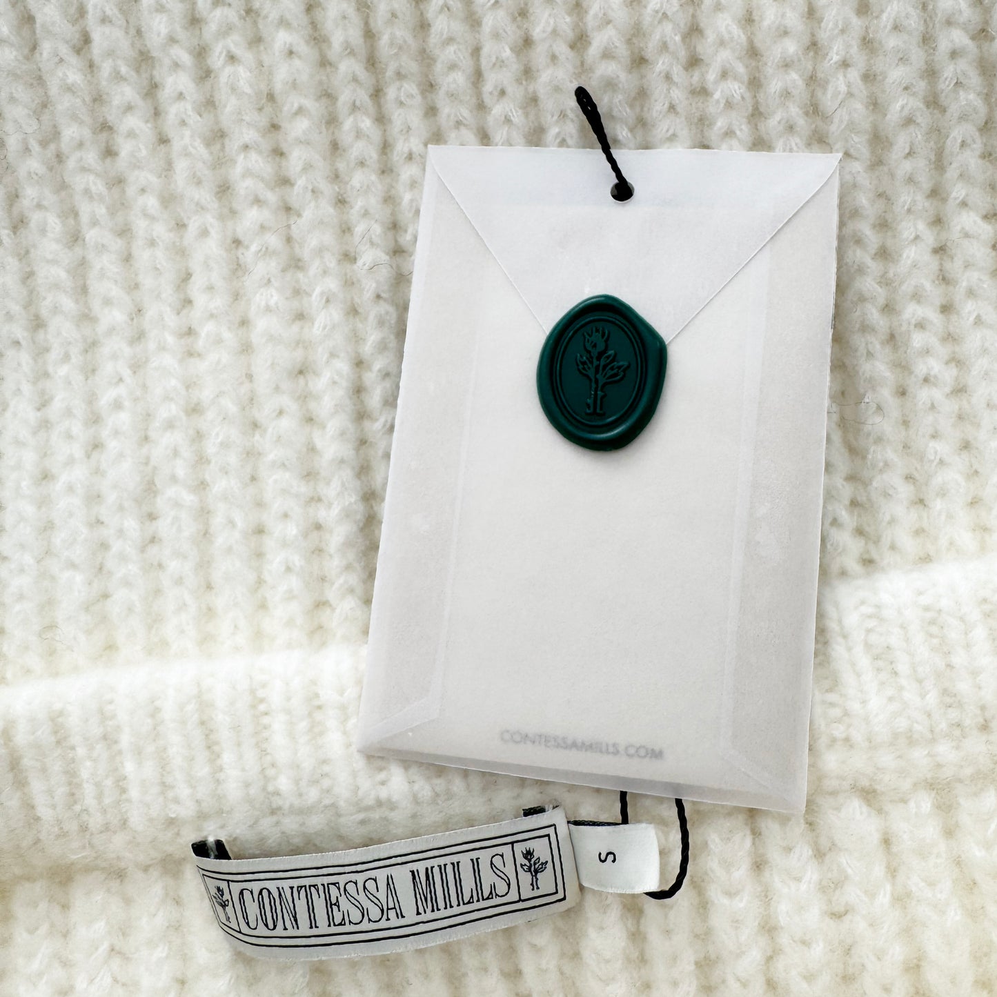 Contessa Mills "Wildes" Soft Warm Lace-Trimmed Wool Knit Skirt in Ivory, size Small