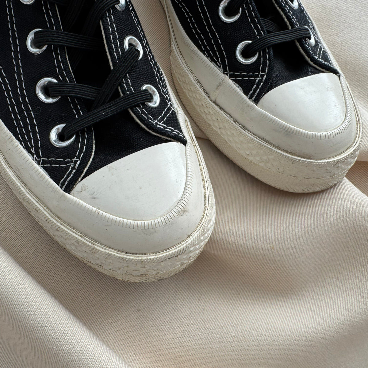 Converse x CDG PLAY High Top Sneakers, size 5 unisex (size 7 womens)
