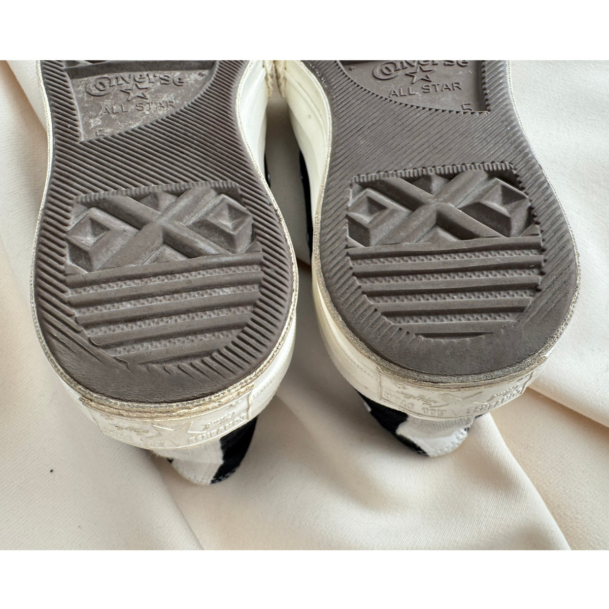 Converse x CDG PLAY High Top Sneakers, size 5 unisex (size 7 womens)