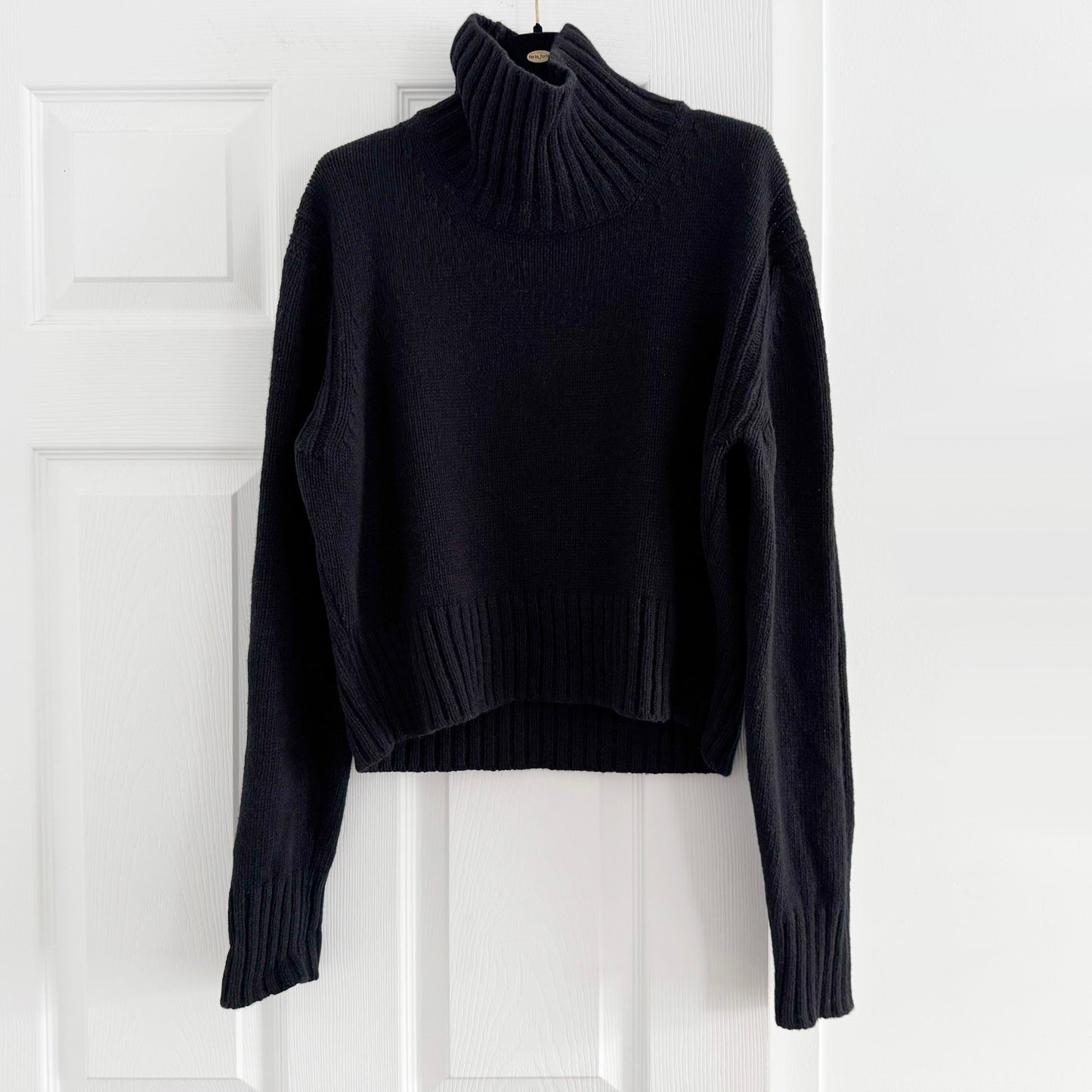 & Daughter "Fintra" Cropped Turtleneck in Black, size Small