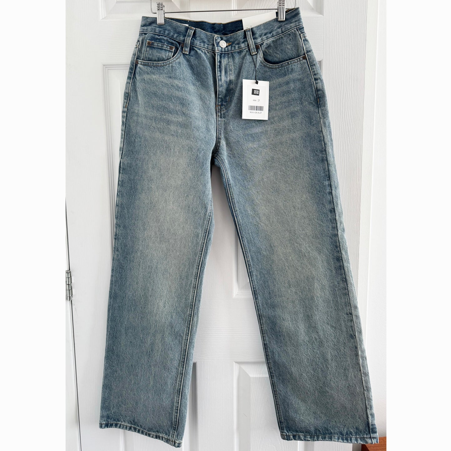 De Rococo "No. 11" Mid Rise Full Length Baggy Denim in Dusty Blue, size 27