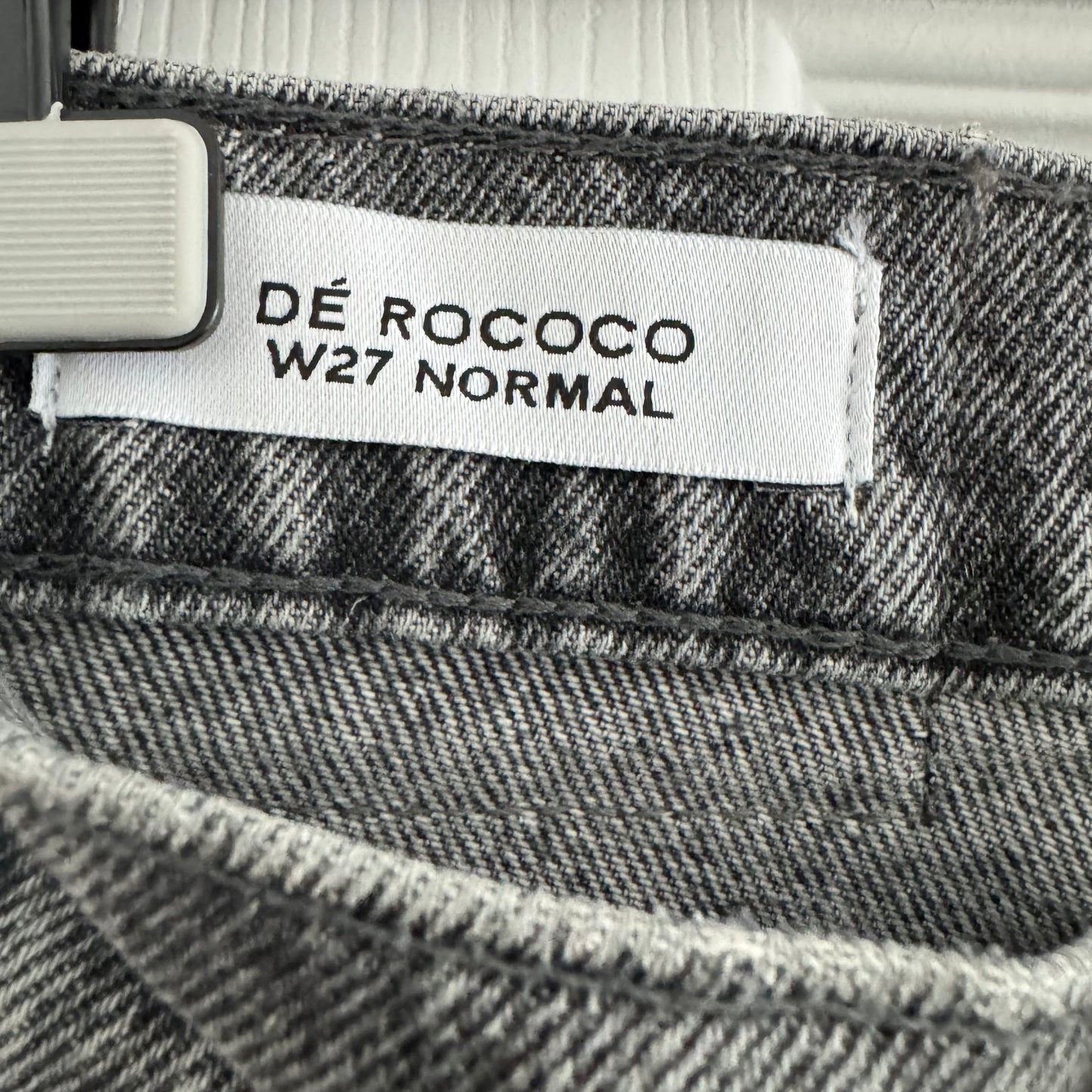De Rococo "No.6" High Waisted Straight Full Length Denim in Smokey Grey, size 27