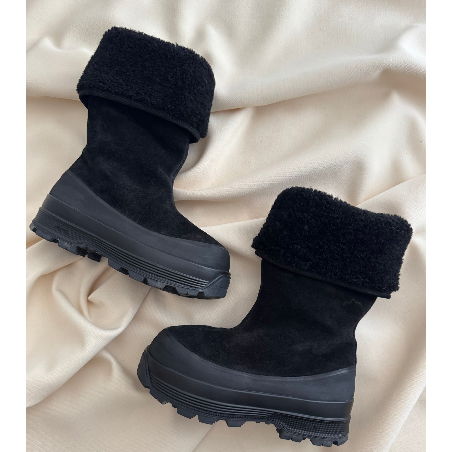 Diemme "Alta Badia" Shearling Lined Boot in Black Suede, size 38