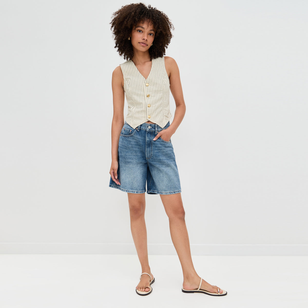 DL1961 "Taylor" Denim Shorts in "North Lake", size 29