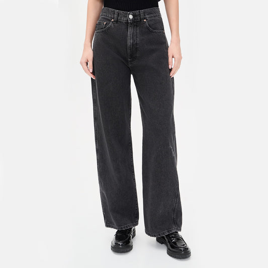 DL1961 "Taylor Relaxed Barrel 31" Jeans in "Nightshade", size 29