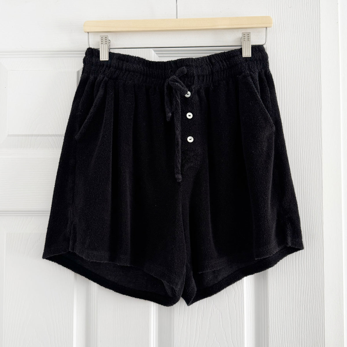Donni Velour Shorts in Black, size Medium