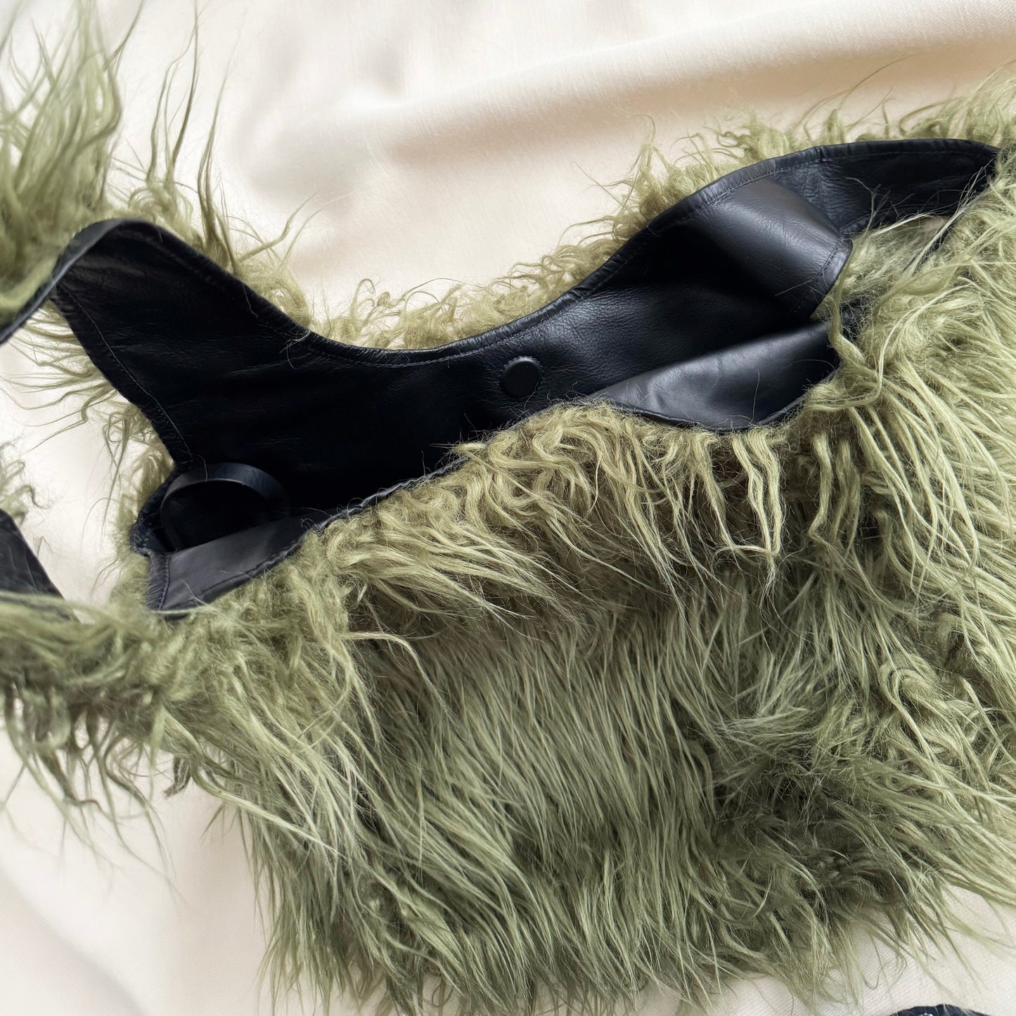 Dries Van Noten Fuzzy Tote Bag in Green